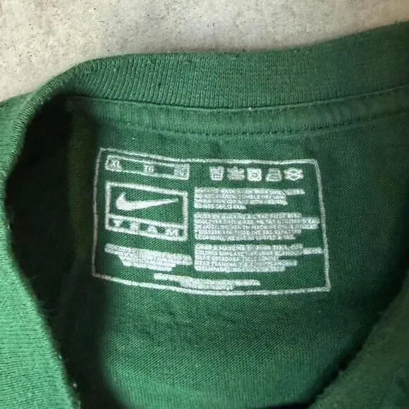 Vintage Nike Athletics Spell Out Green Tee - Picture 3 of 6